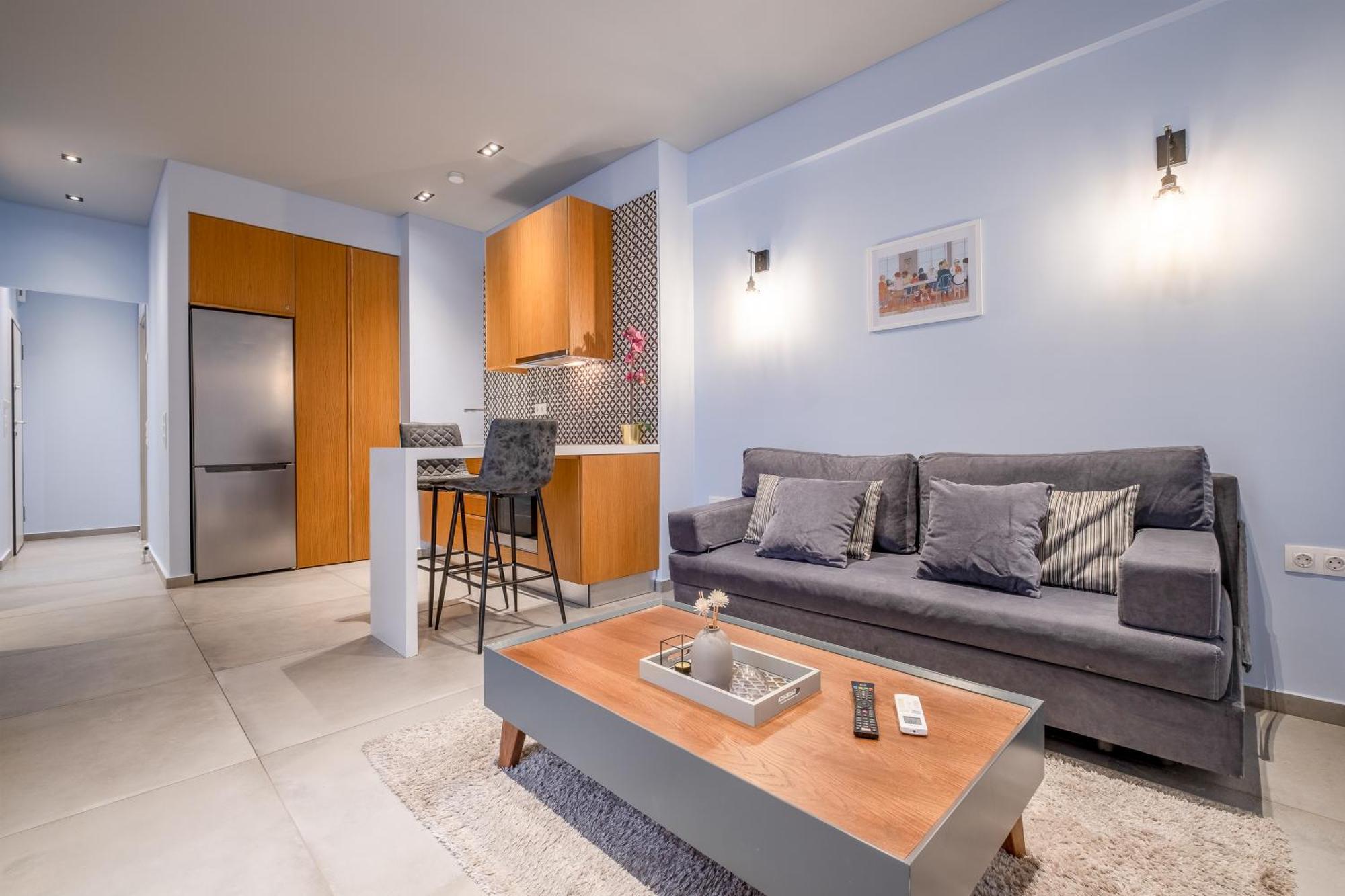 Apartament Sleek Plaka Retreat - Heart Of *